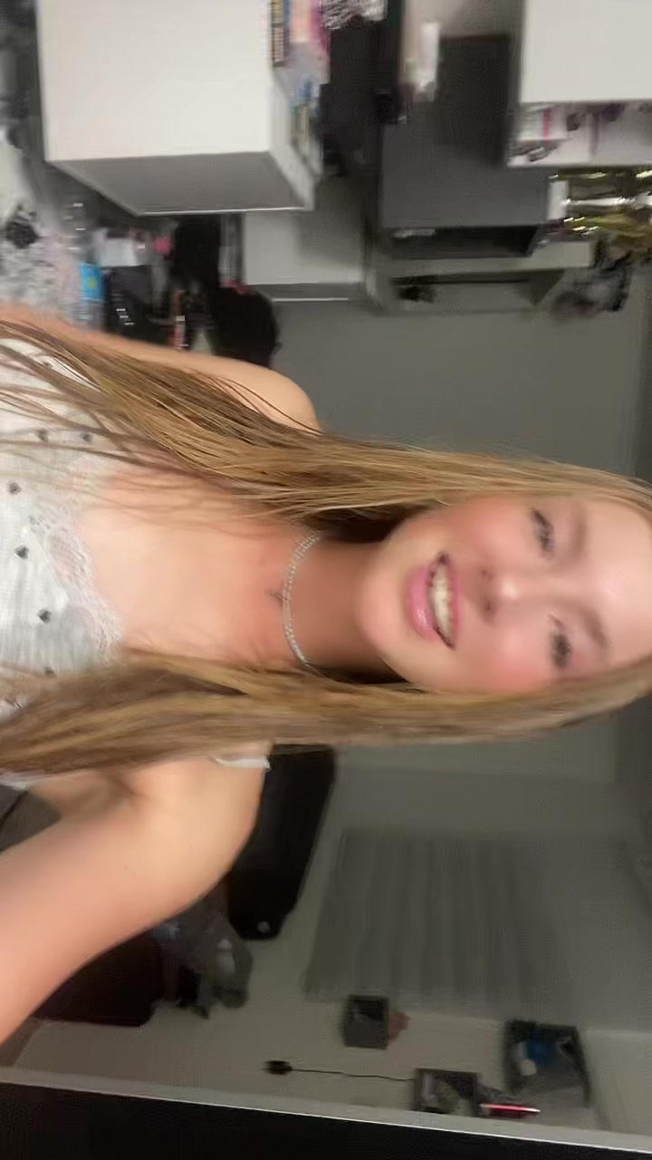 @mishelbratikovaaa