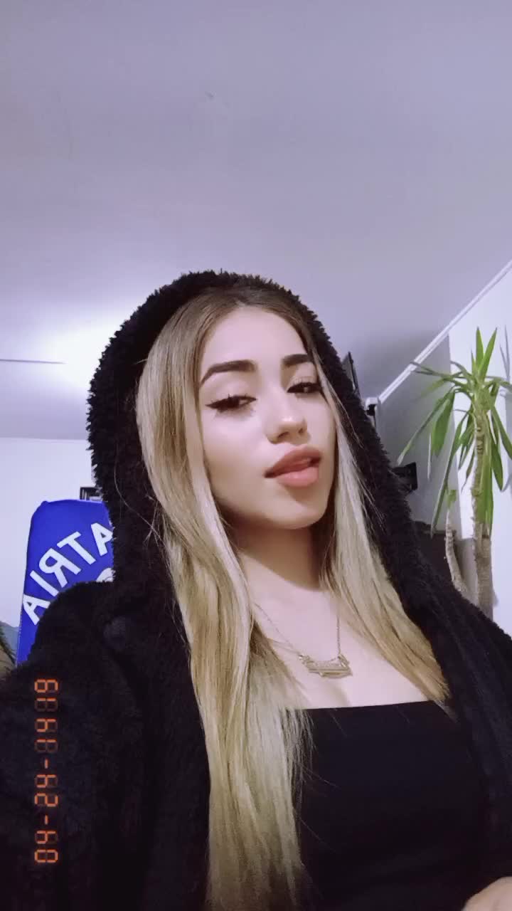 @Domi 🦋