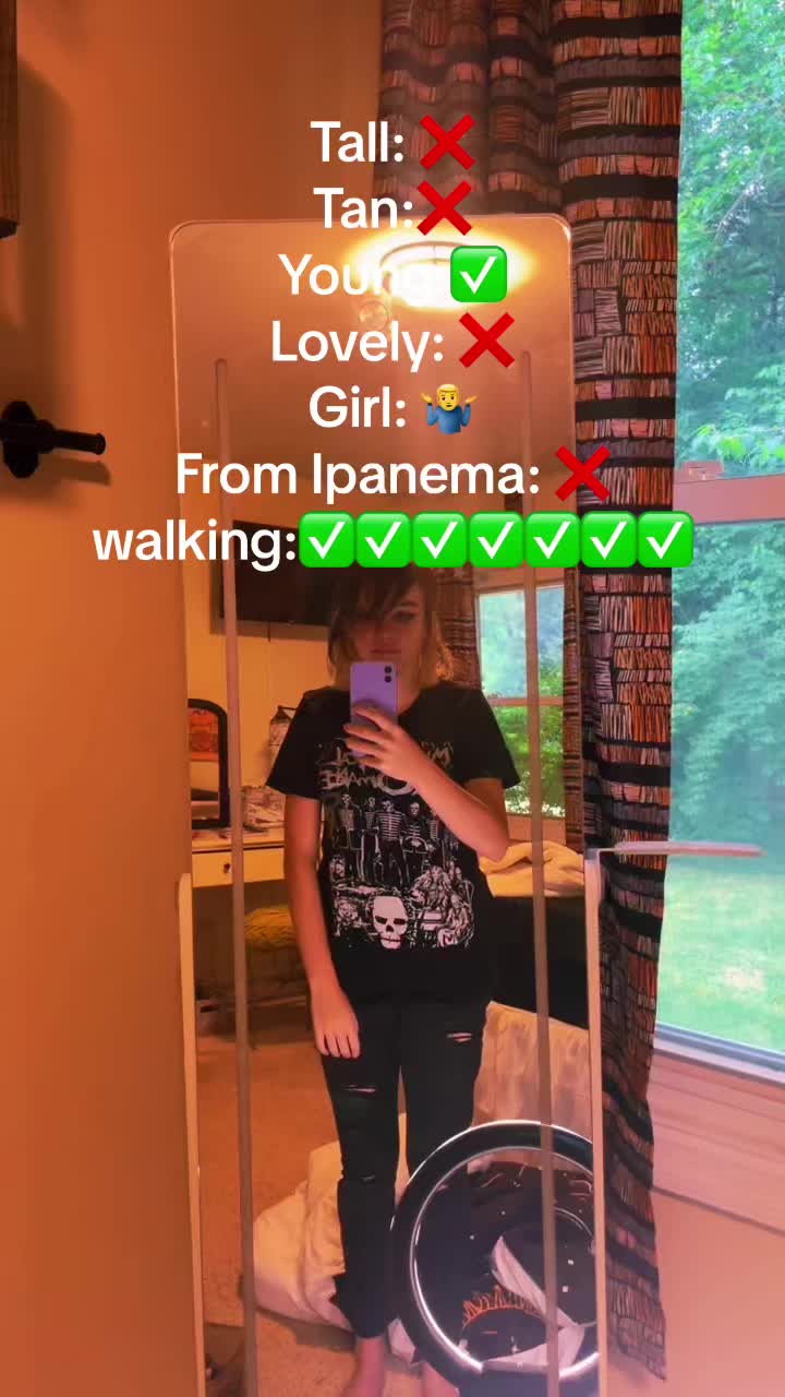 @Livia Green