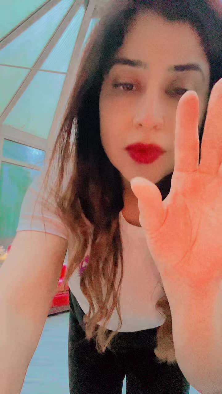 @Universalgifts