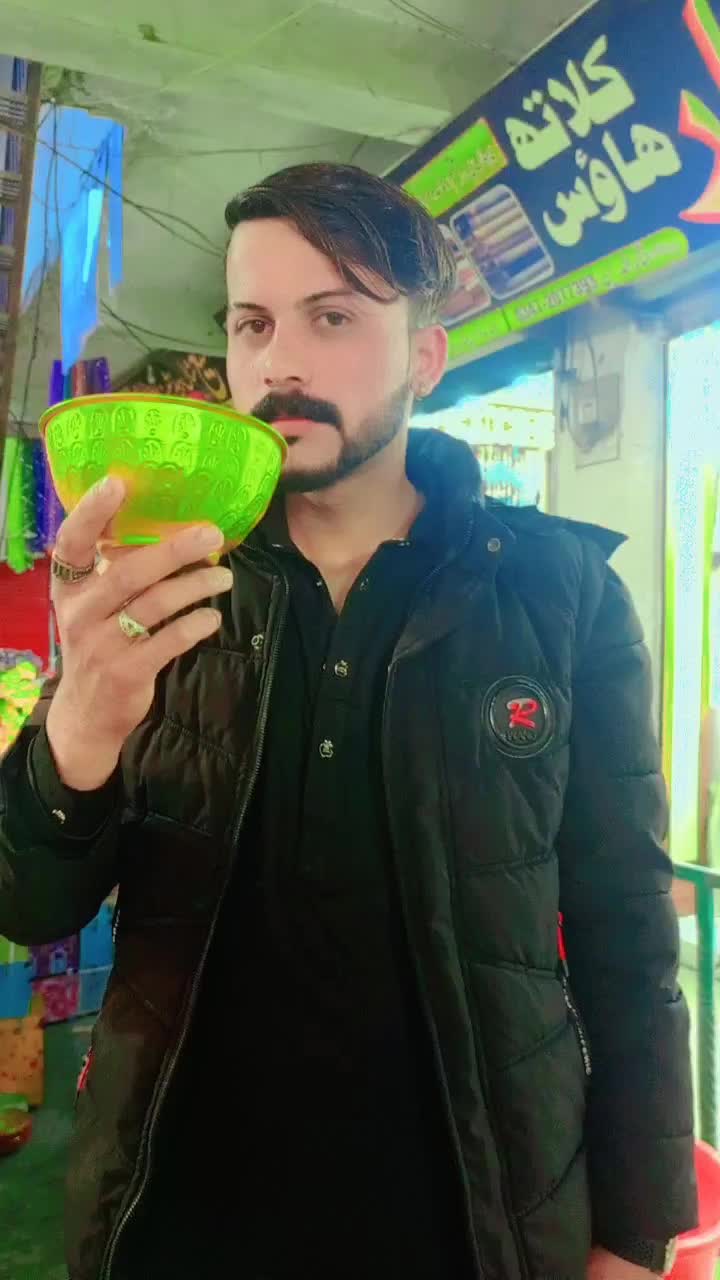 @Lala Khan