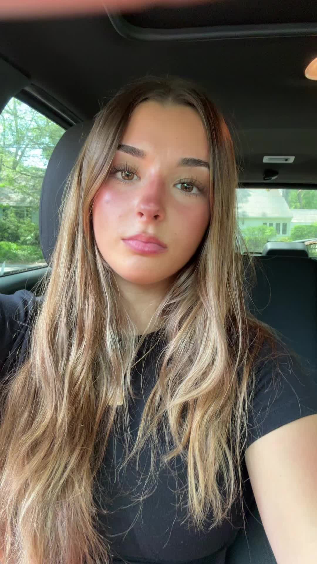 @livvy lu