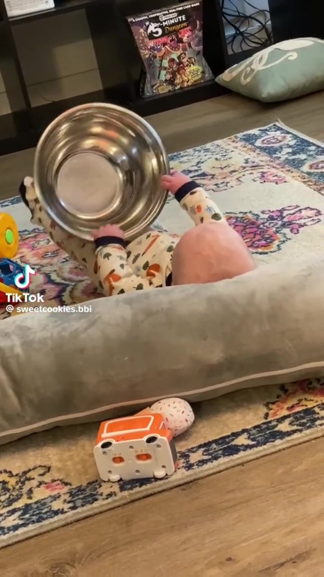 @𝘊𝘩𝘢𝘯𝘥𝘭𝘦𝘳𝘉𝘪𝘯𝘨_𝘈𝘍