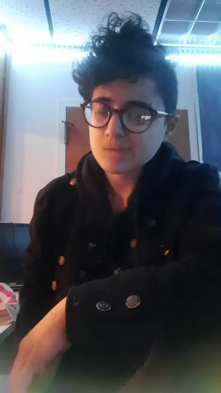 @Tsakia