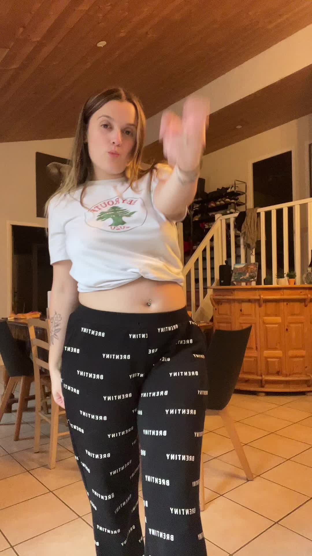@juliecid16