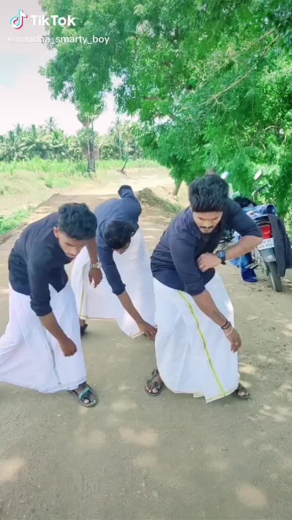@kumaran_smiley_cruze