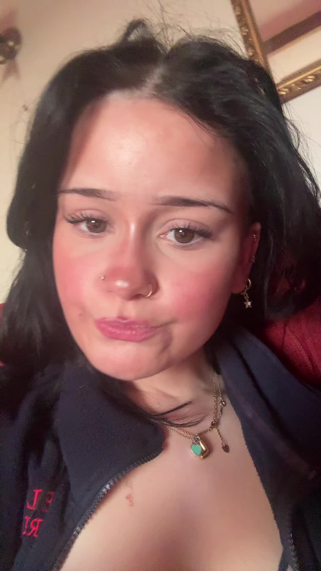 @🐞🍸