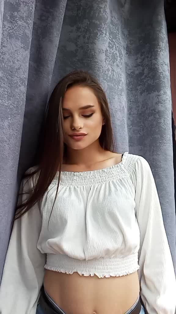 @Нюша