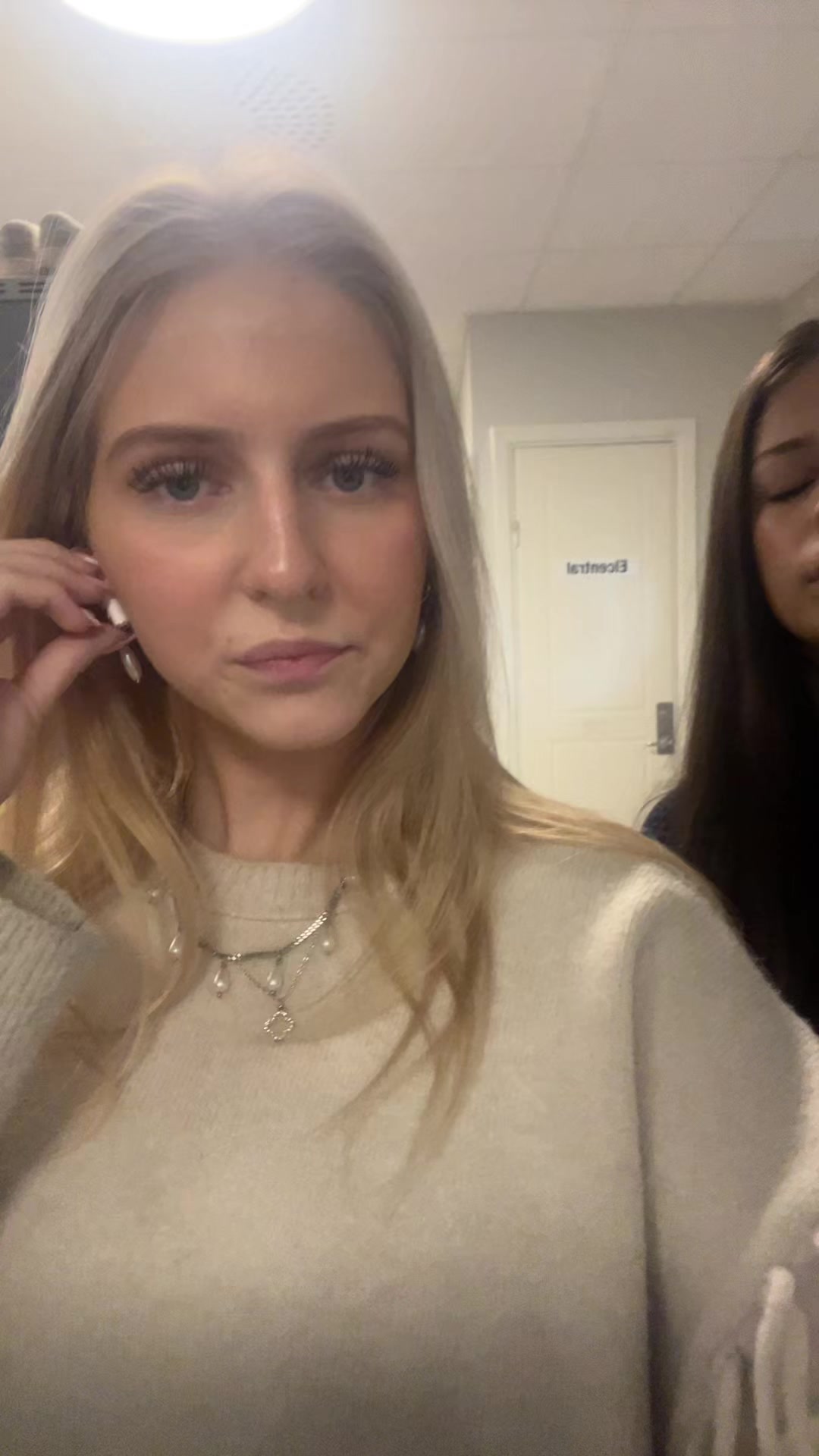 @Ebba