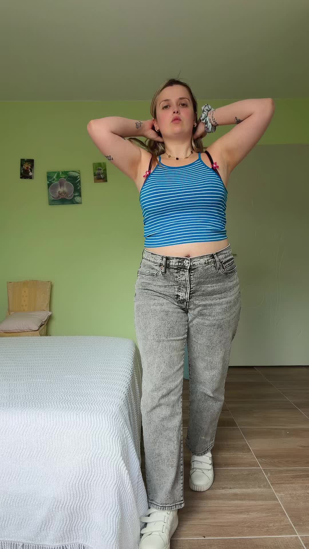 @juliecid16