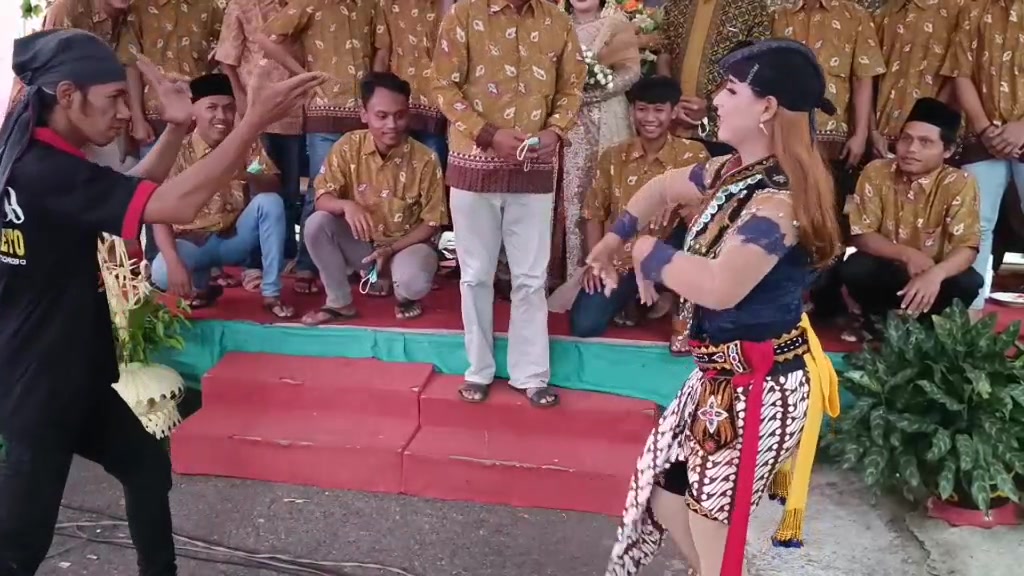 @dewipus.