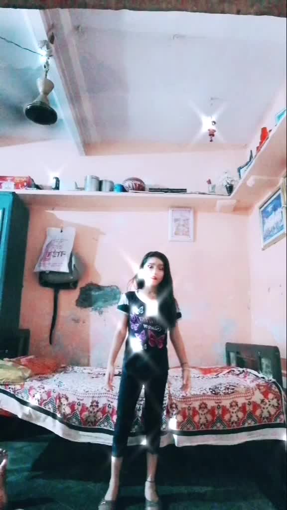 @👑aditi bhartiya 👑