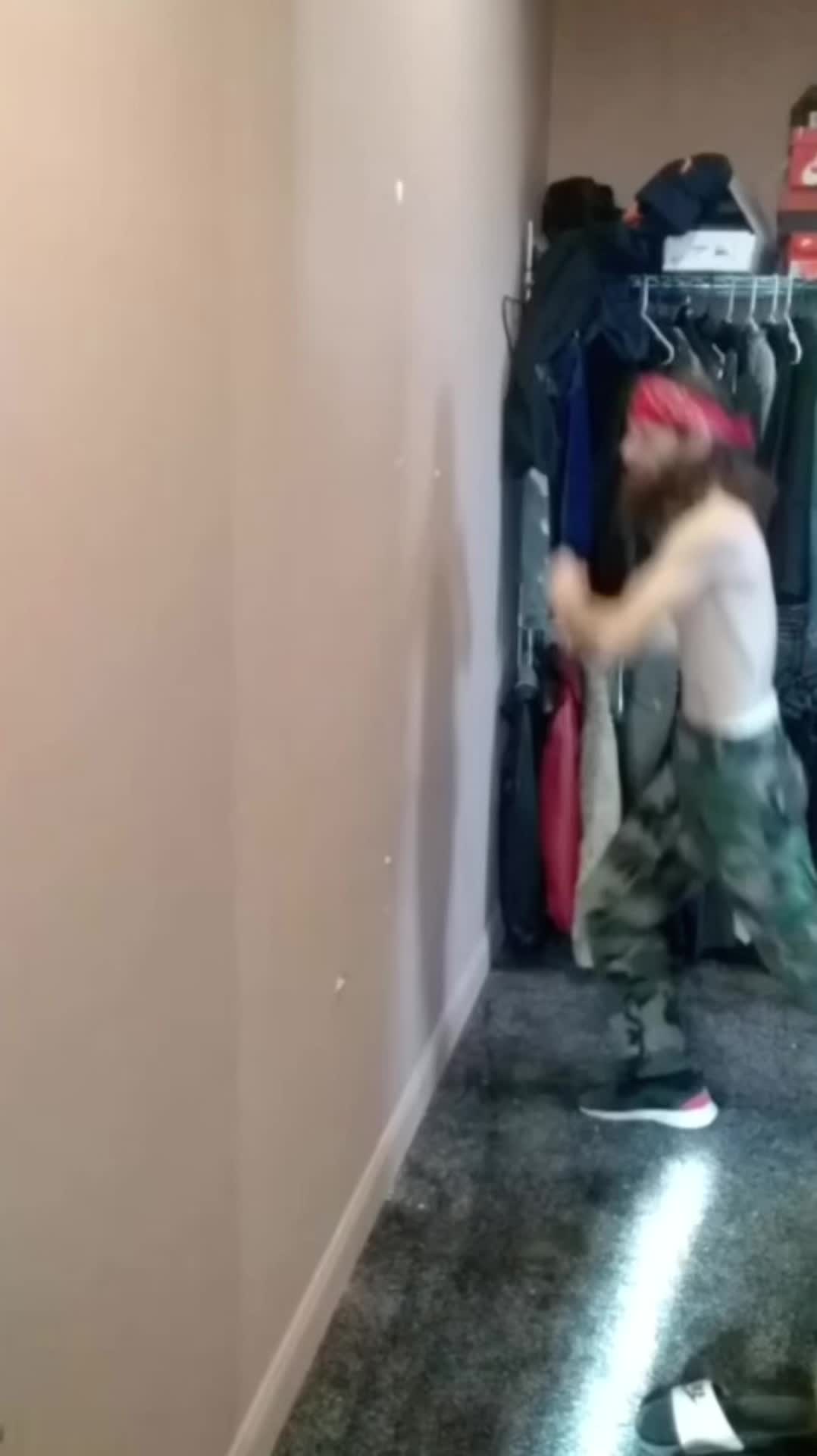@😜