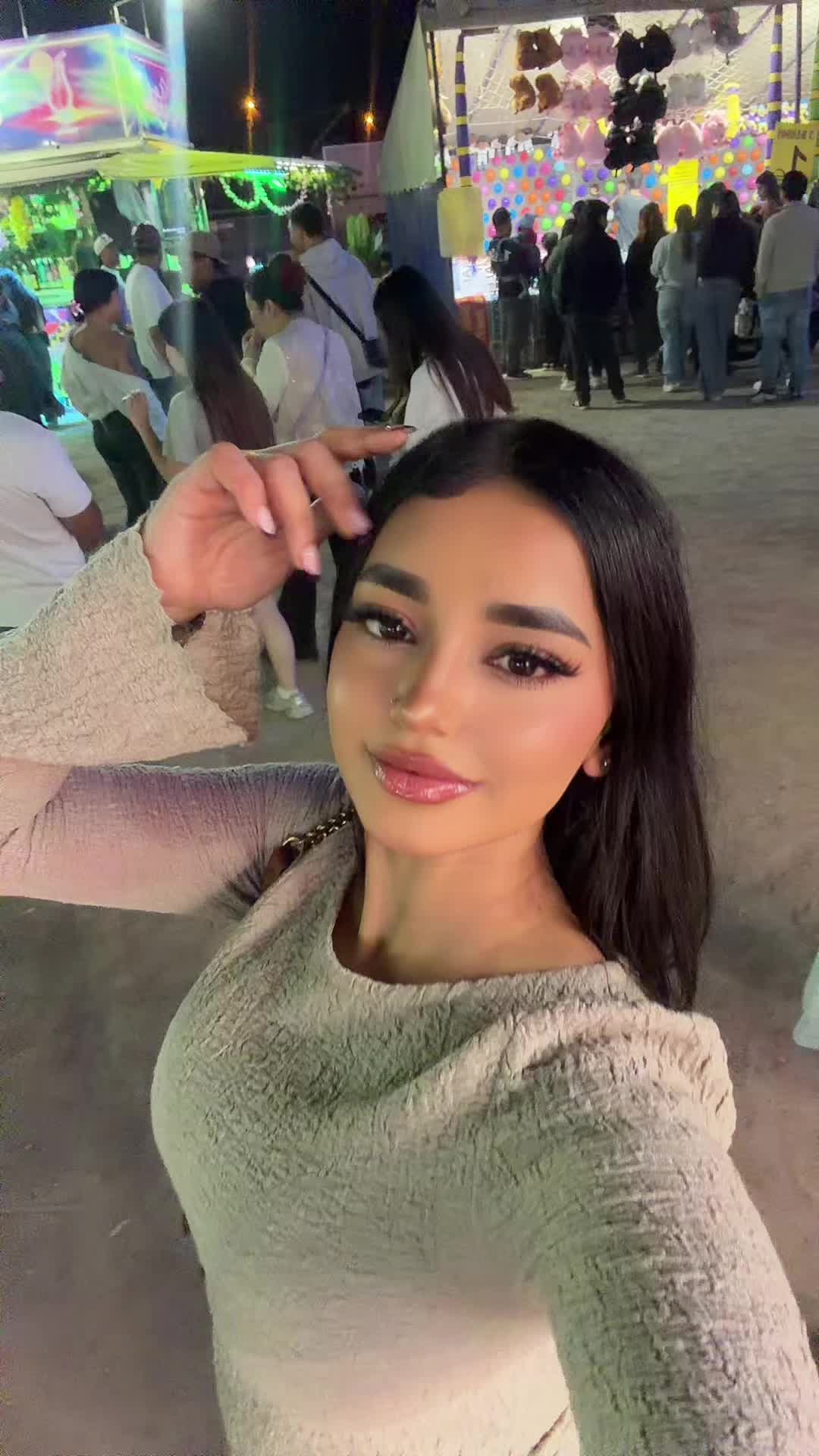 @lariahna_