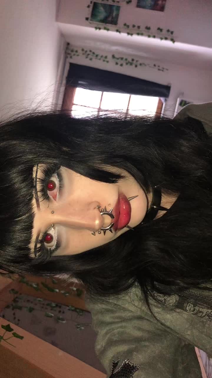 @_rotten.vampire_