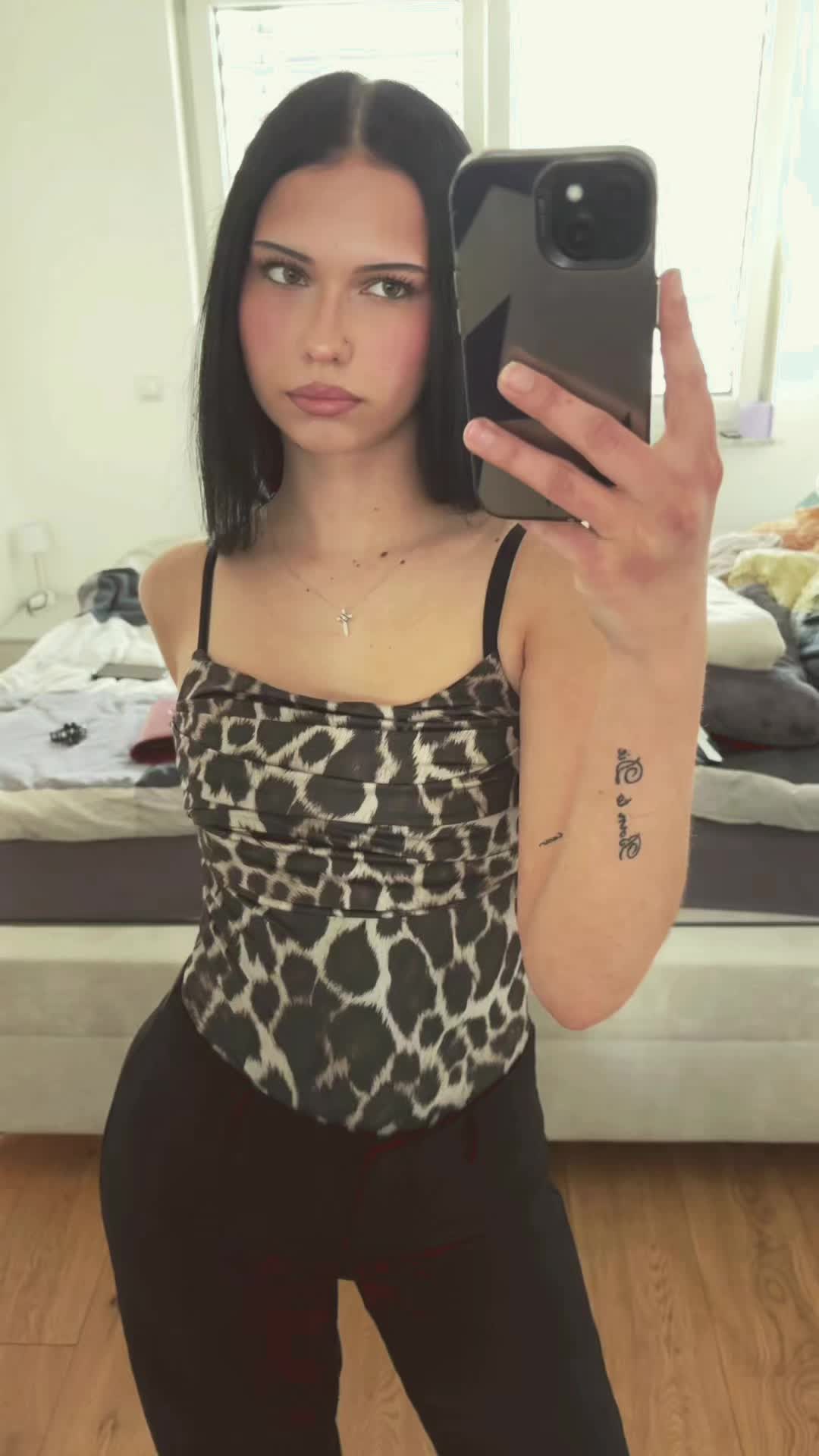 @๐๐๐๐๐๐๐๐†