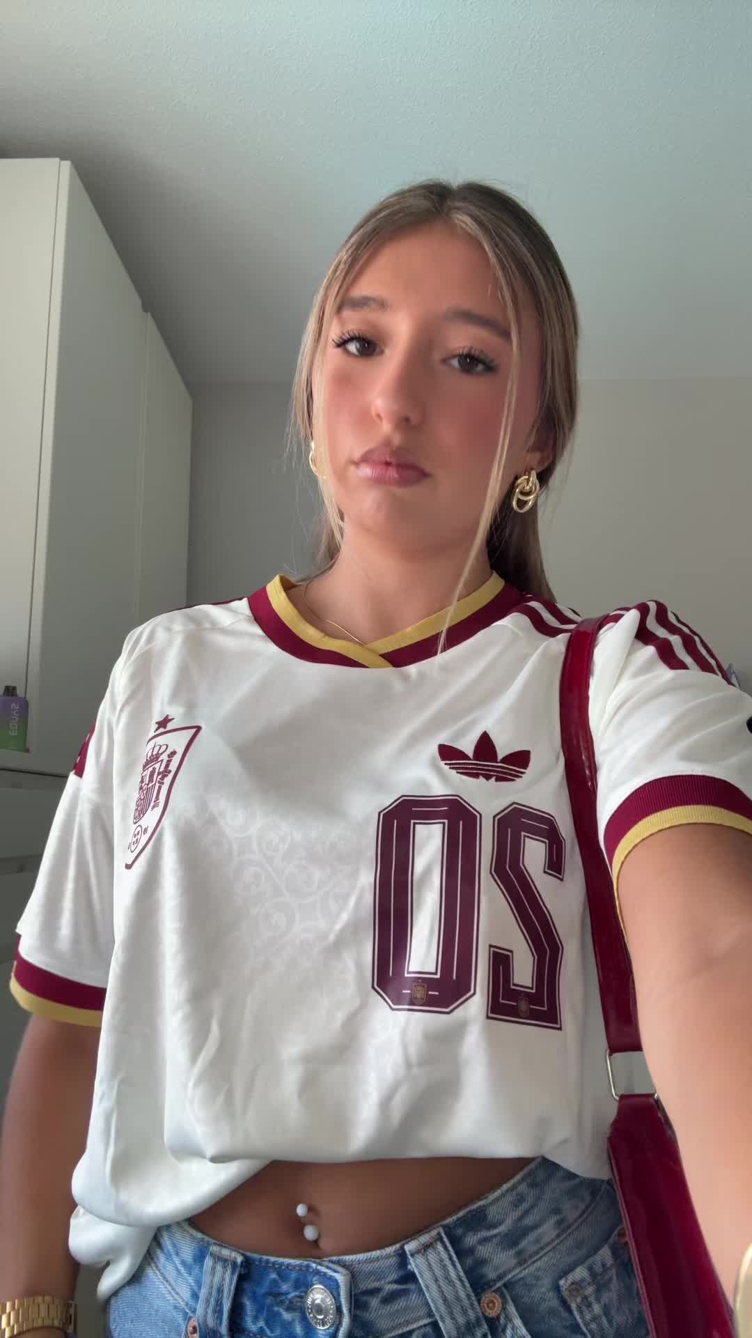 @aroa.aluz