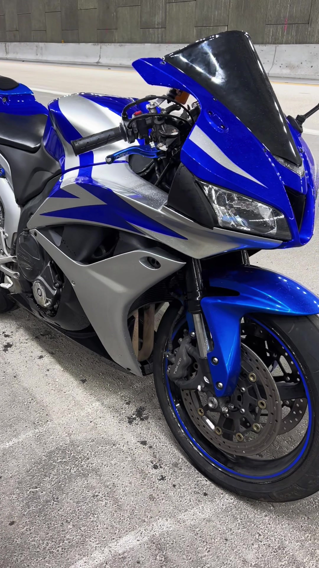 @Raven_zx6r