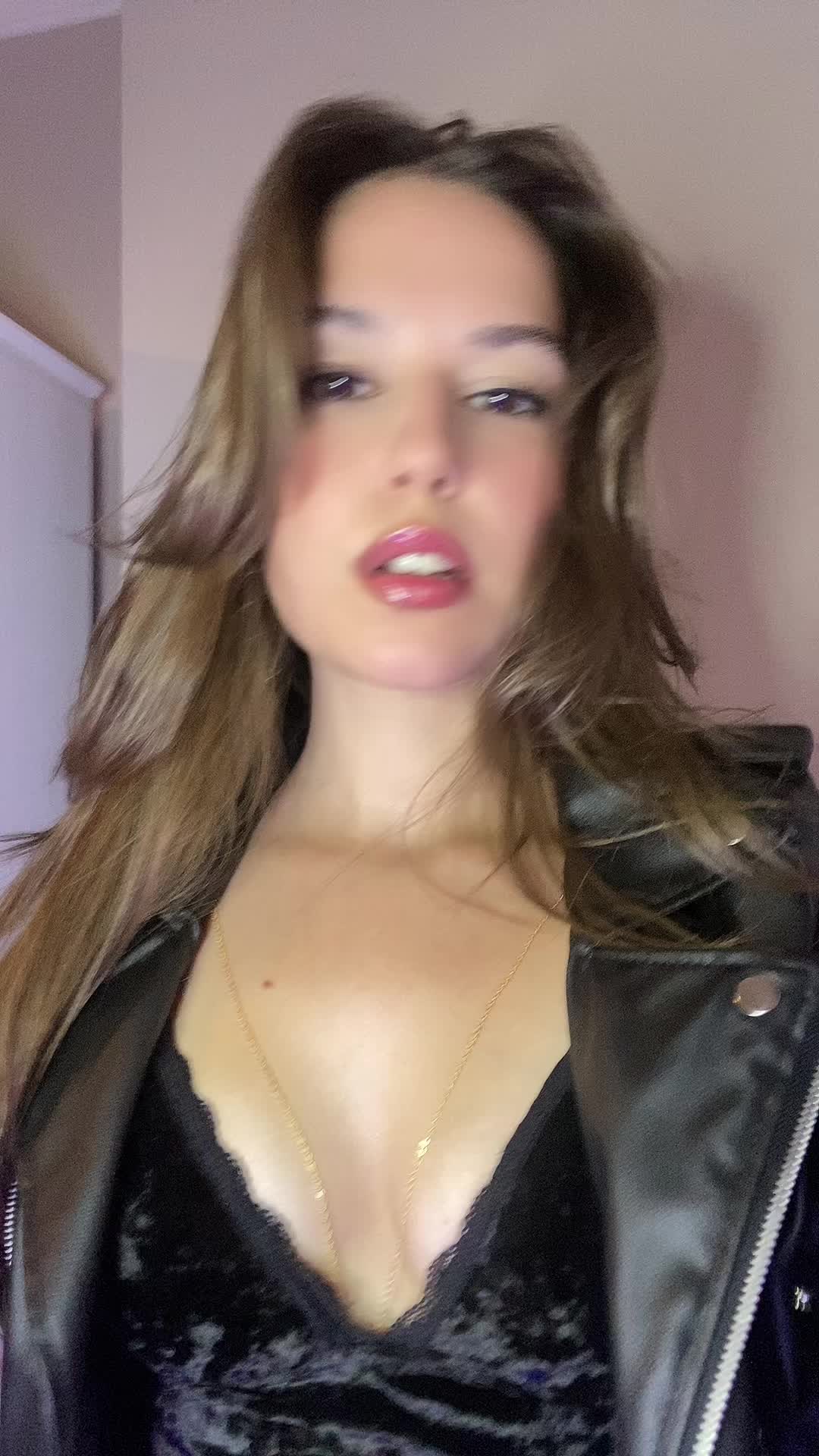 @ezgi ayan