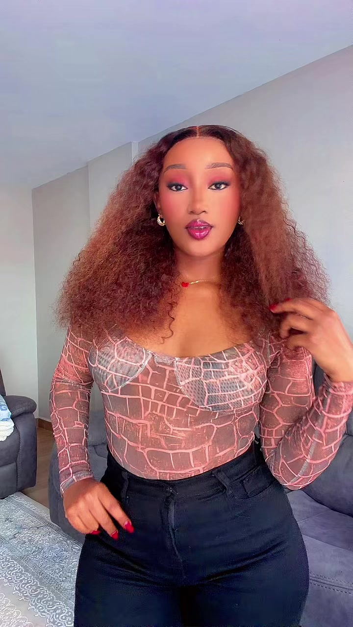 @Victoria_wendo🇰🇪