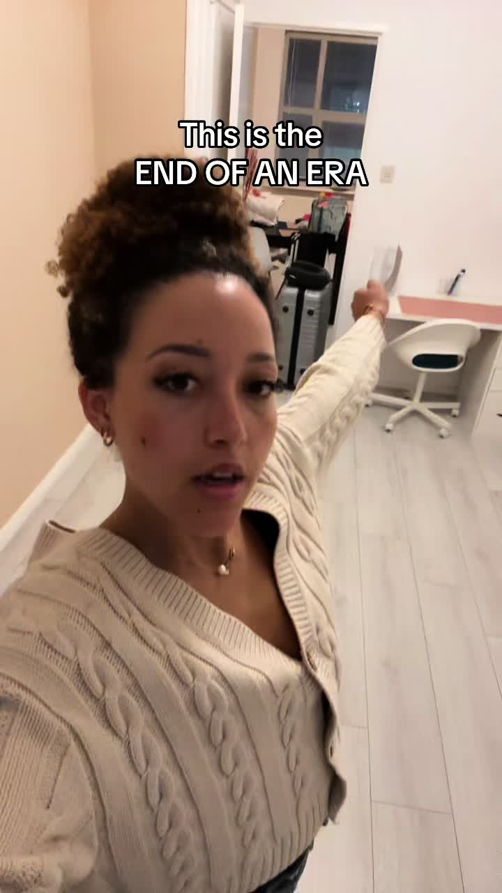 @Anaroxyy