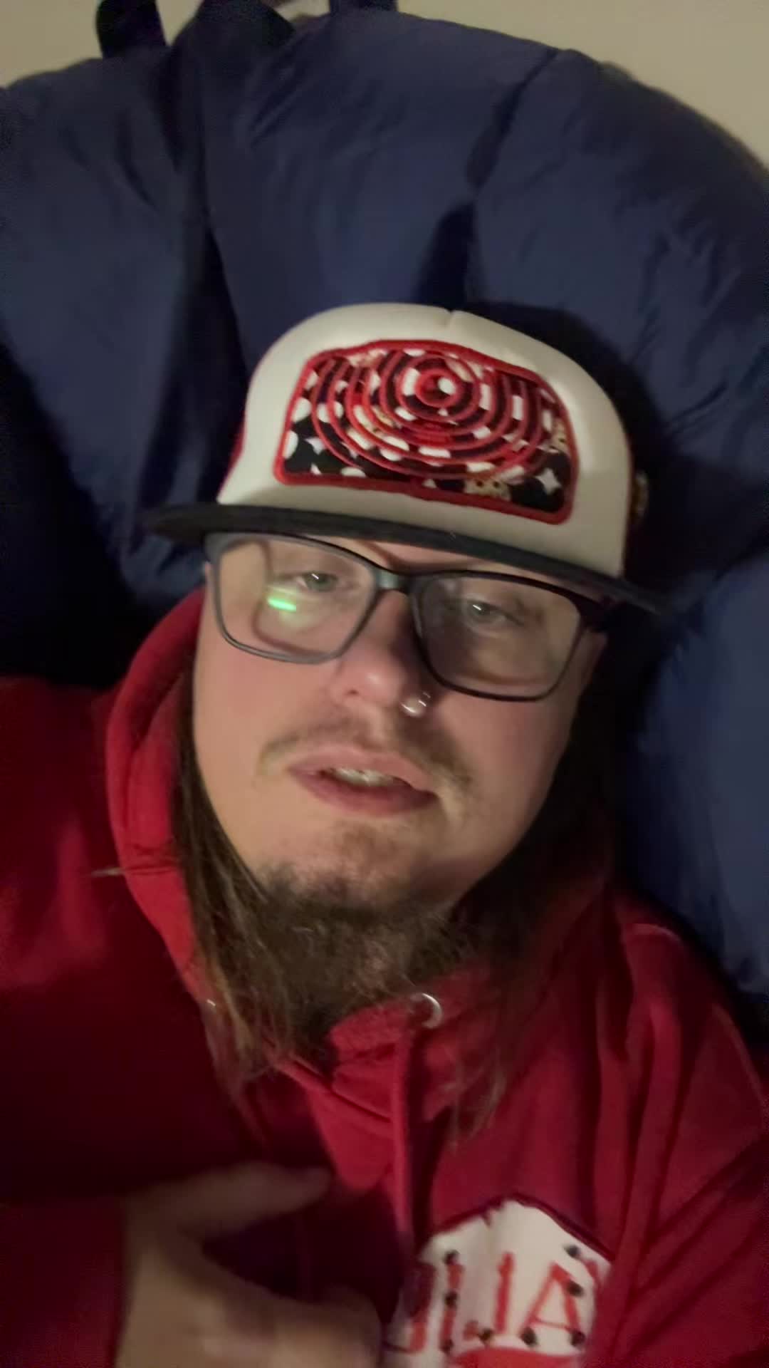 @Adrian_Raps_