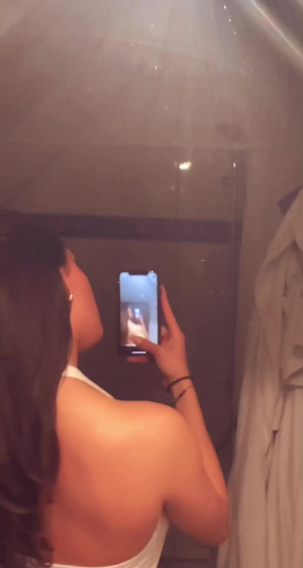 @Vivianna