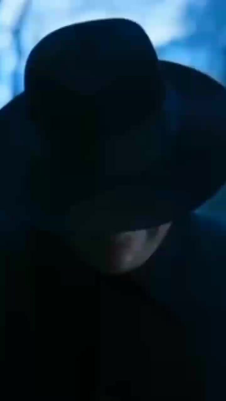 @Jenna_Ortega