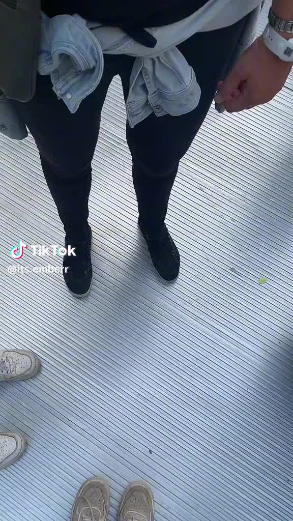 @✌️✌️