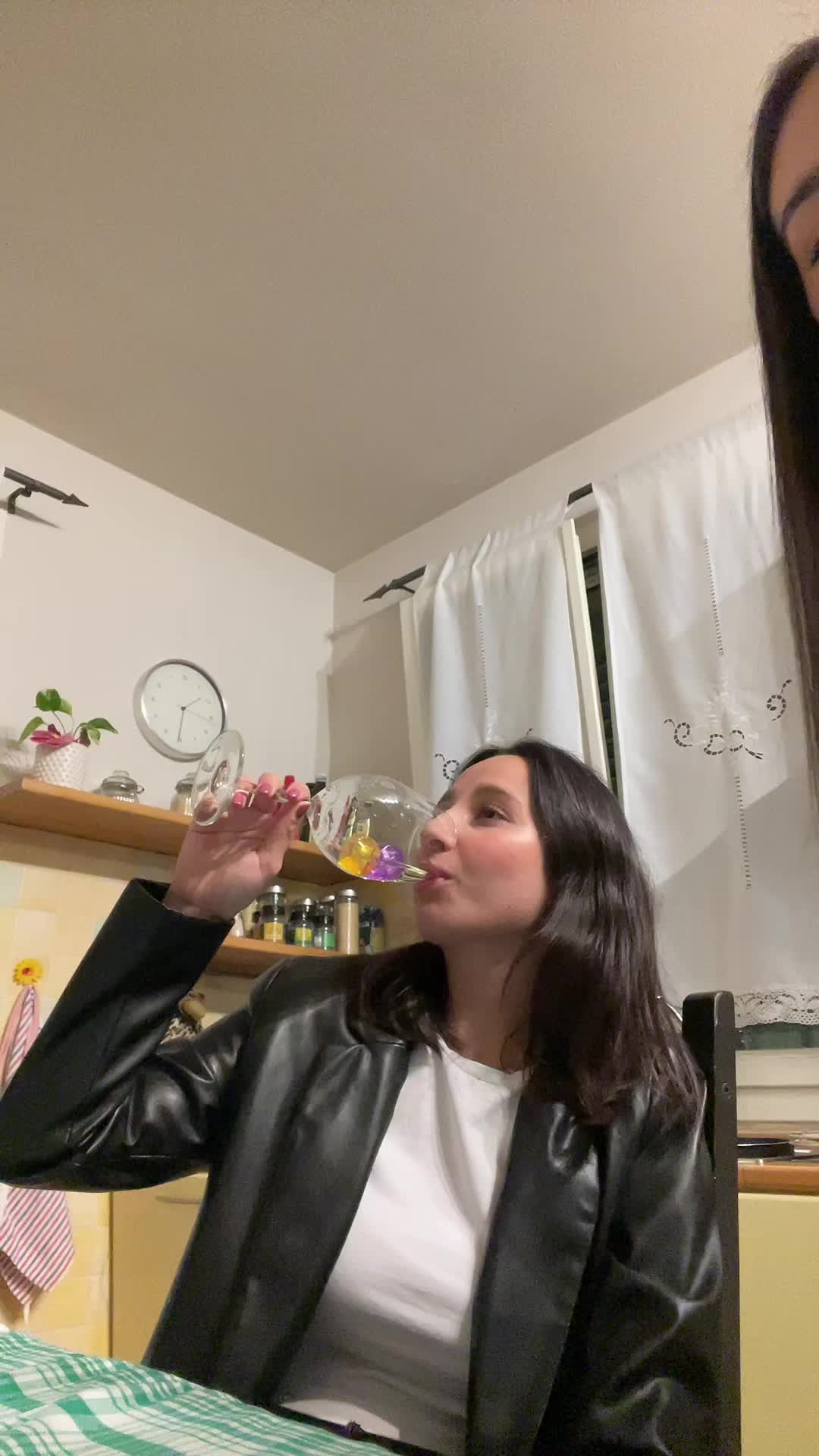 @moriviola