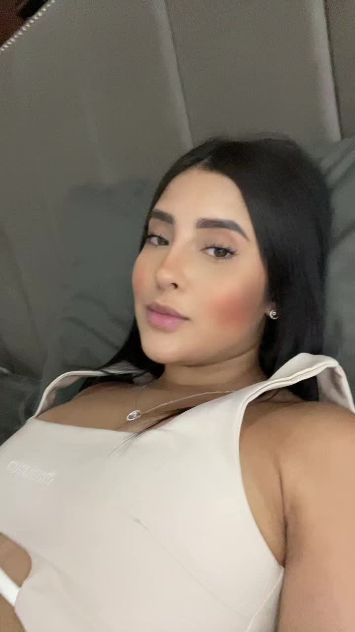 @Valeriagarciamodel_