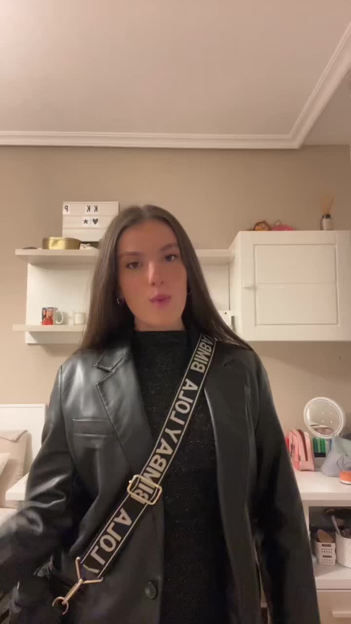 @daniielaa