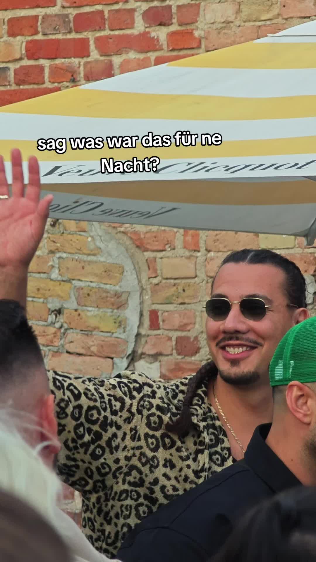 @phänomelinal