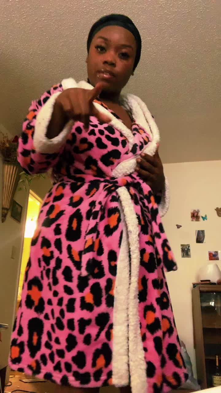 @MamaaJ