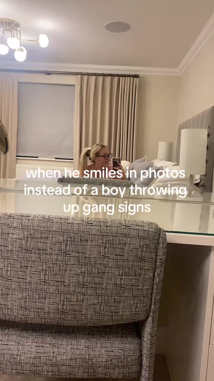 @Kayla_emily