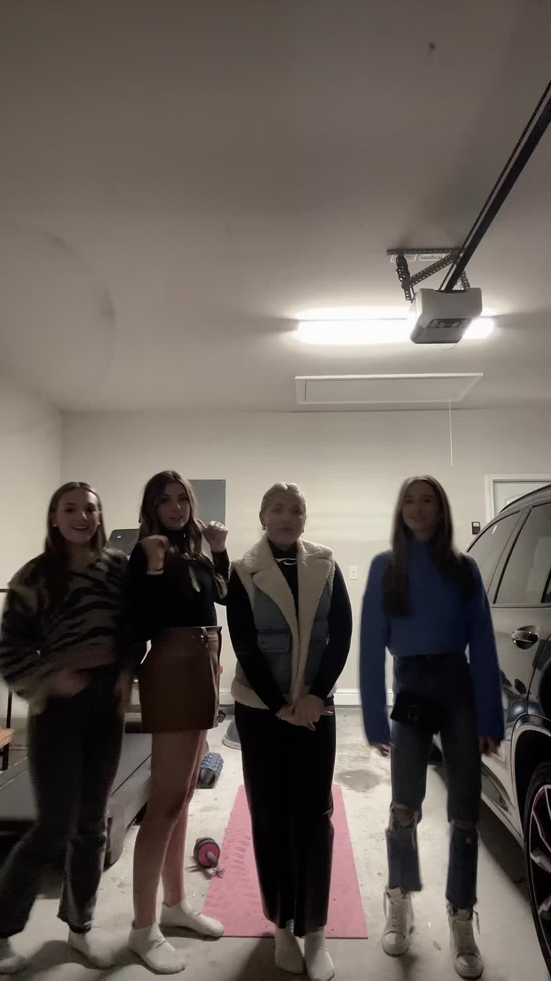 @🕺🕺🕺