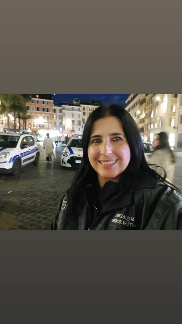 @PoliceWomanGrazy