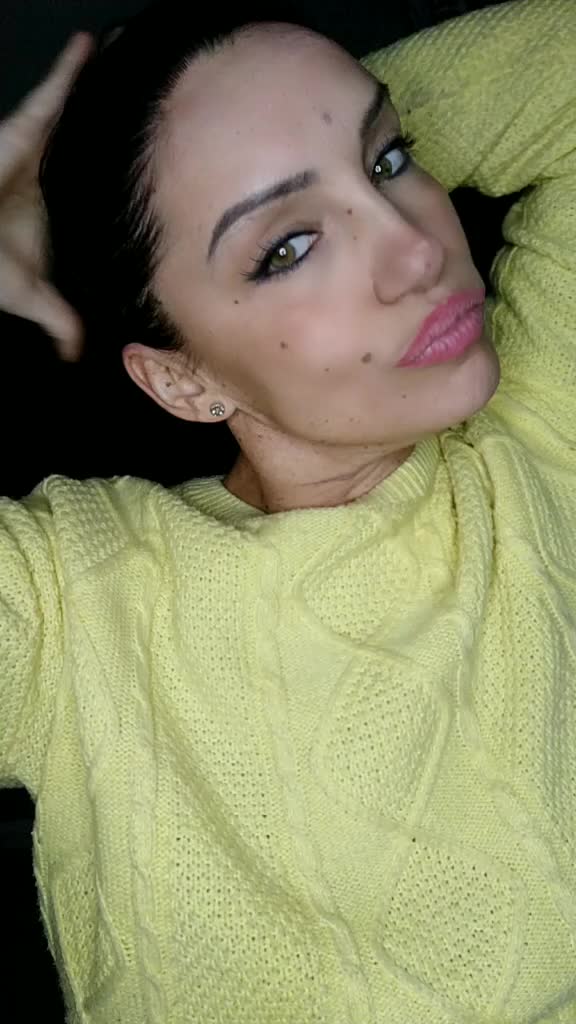 @Your.officebrunette