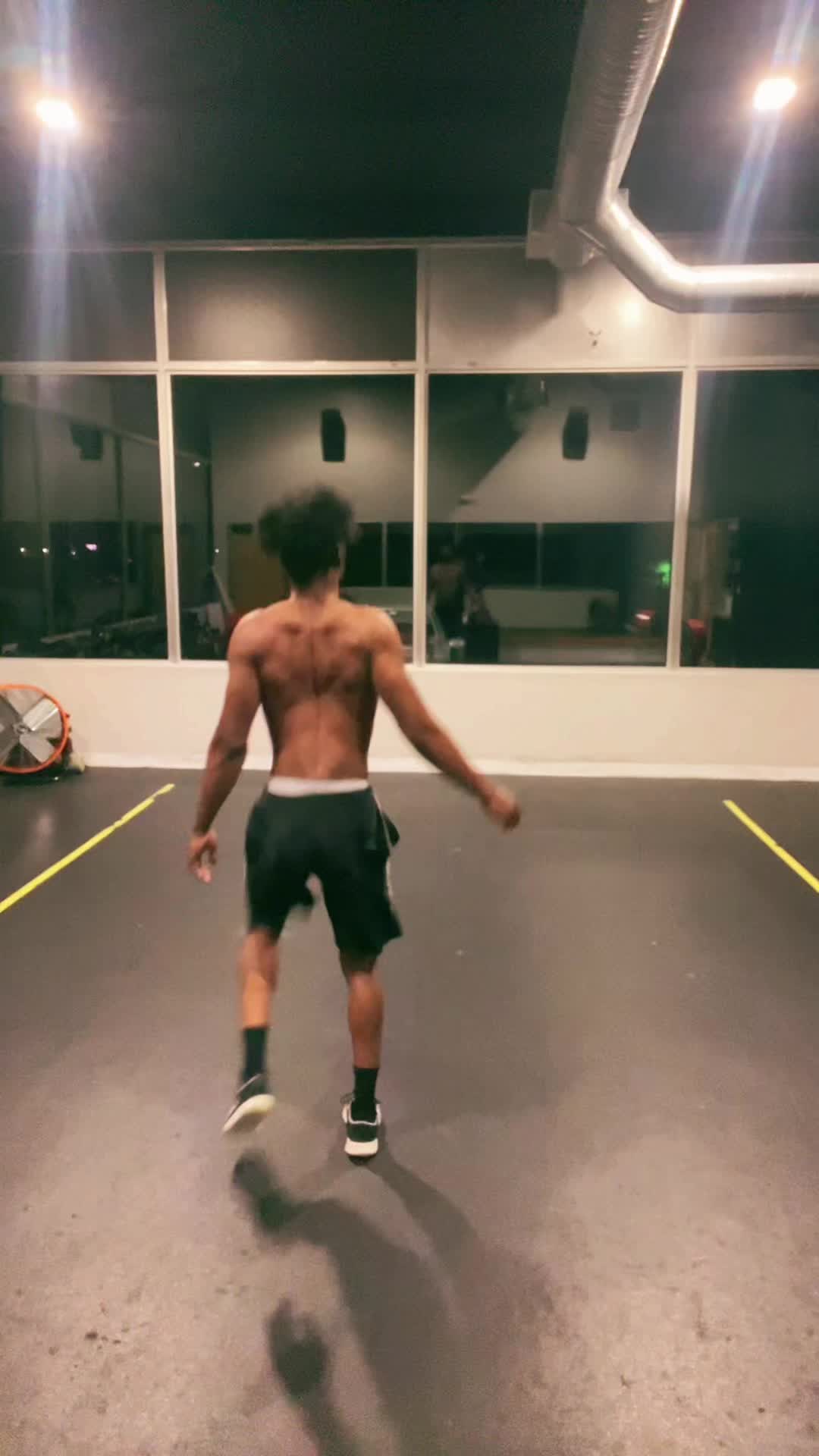 @ŴhineyWhiney💫