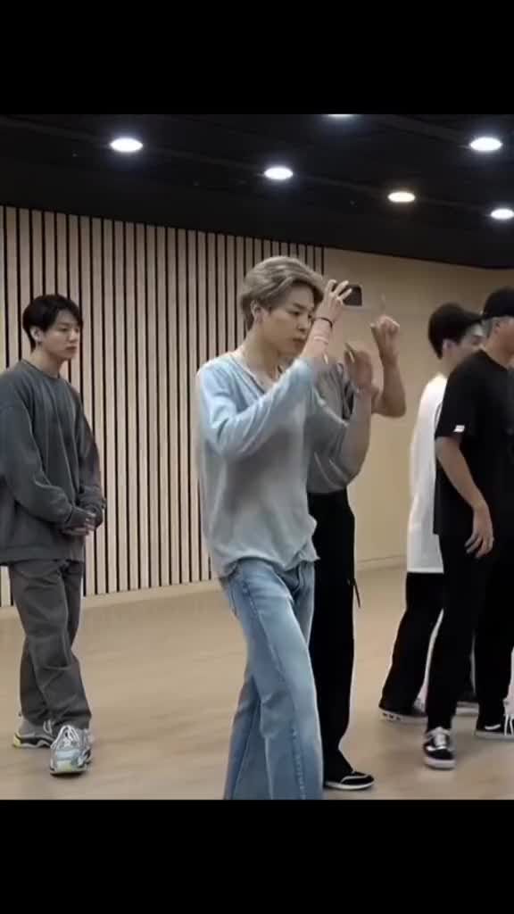 @9795 ๐ค