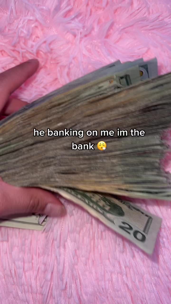 @crownkekequeen