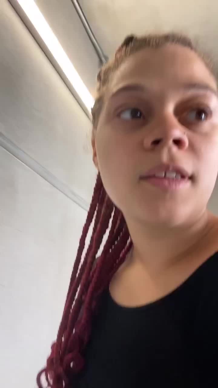 @Clurrrr