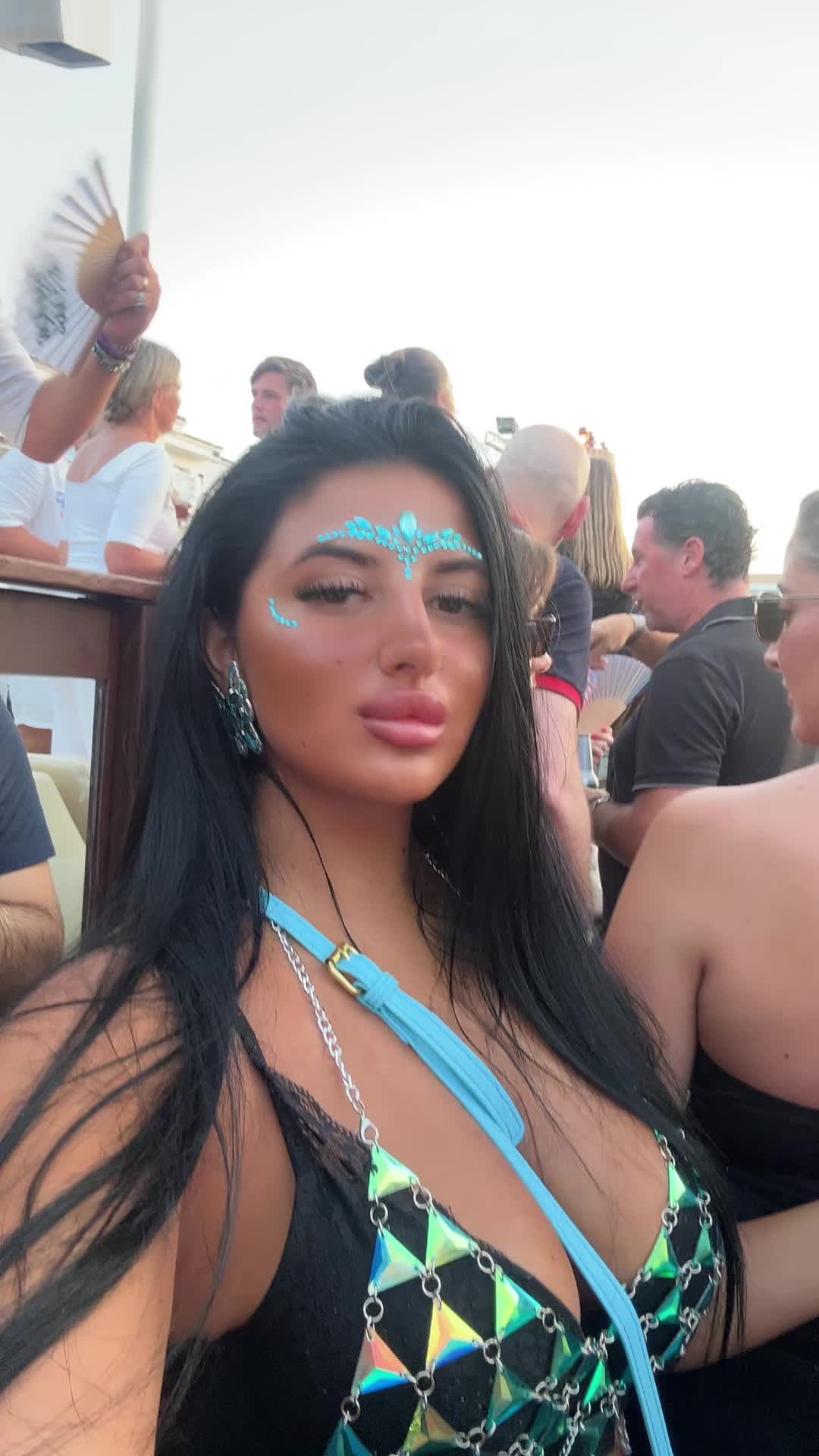 @NoemyErnano