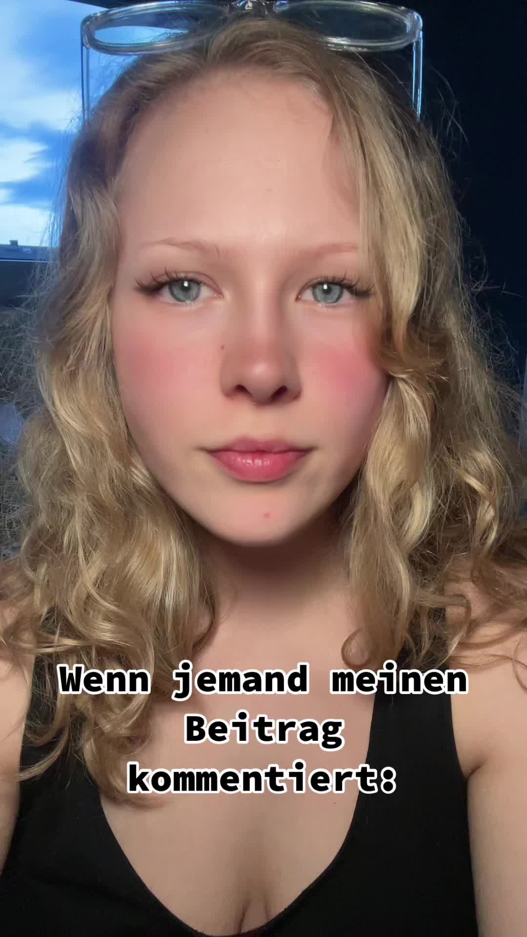 @Julix.mayFANPAGE
