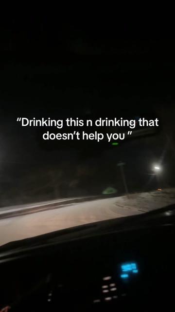 @UrMomsFav🥃🍻