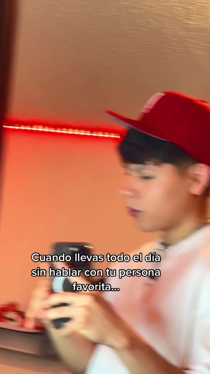 @Jhonyvictorinoperez
