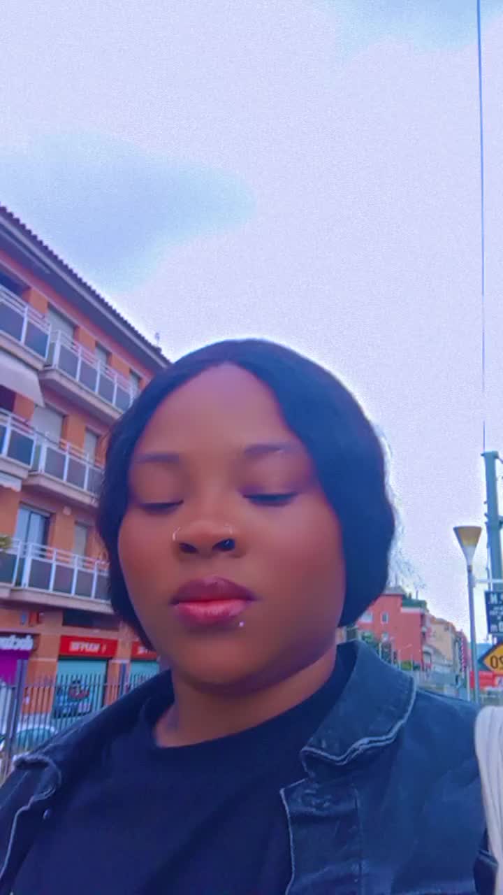@LIZZY(B.T.C.QUEEN🕊️) 🙏🏼