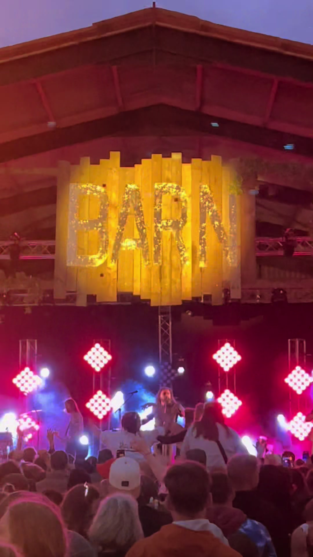 @barnonthefarm