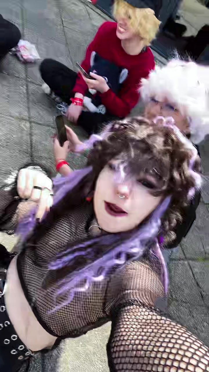 @٩Spider¡!「No 1 Gressil Fan」