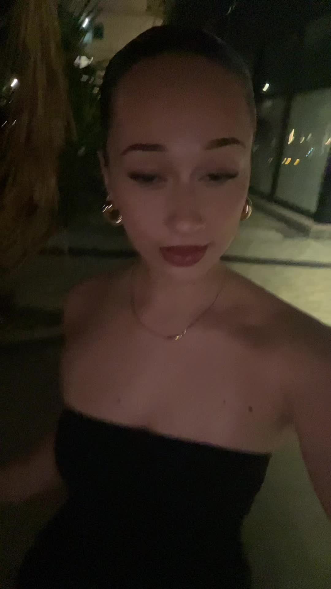@elenitsagm
